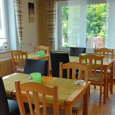 Delagera Pensjonat Großmehring