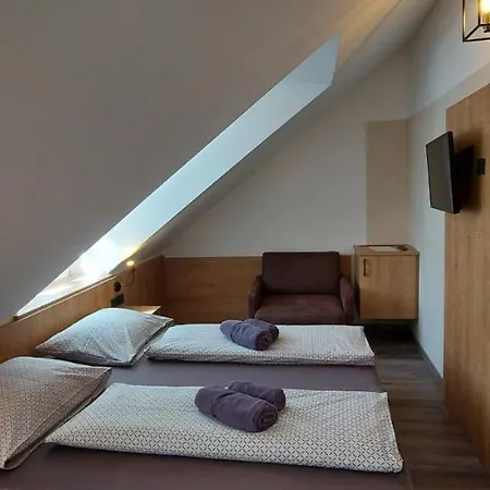Delagera 3* Großmehring