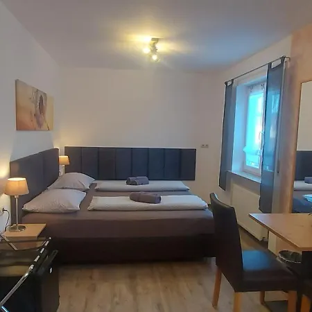 Delagera Pensionat Großmehring